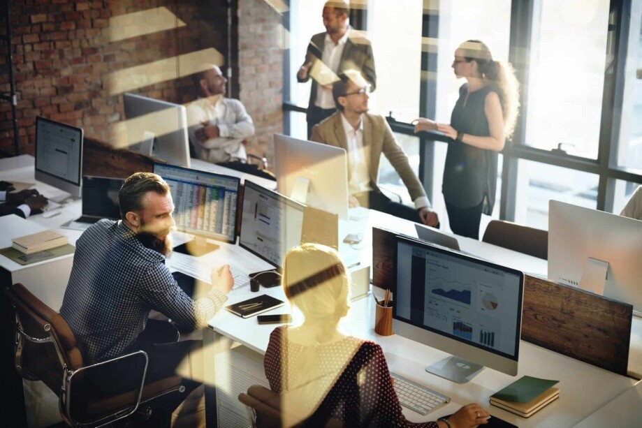 Marketing manager salary with team